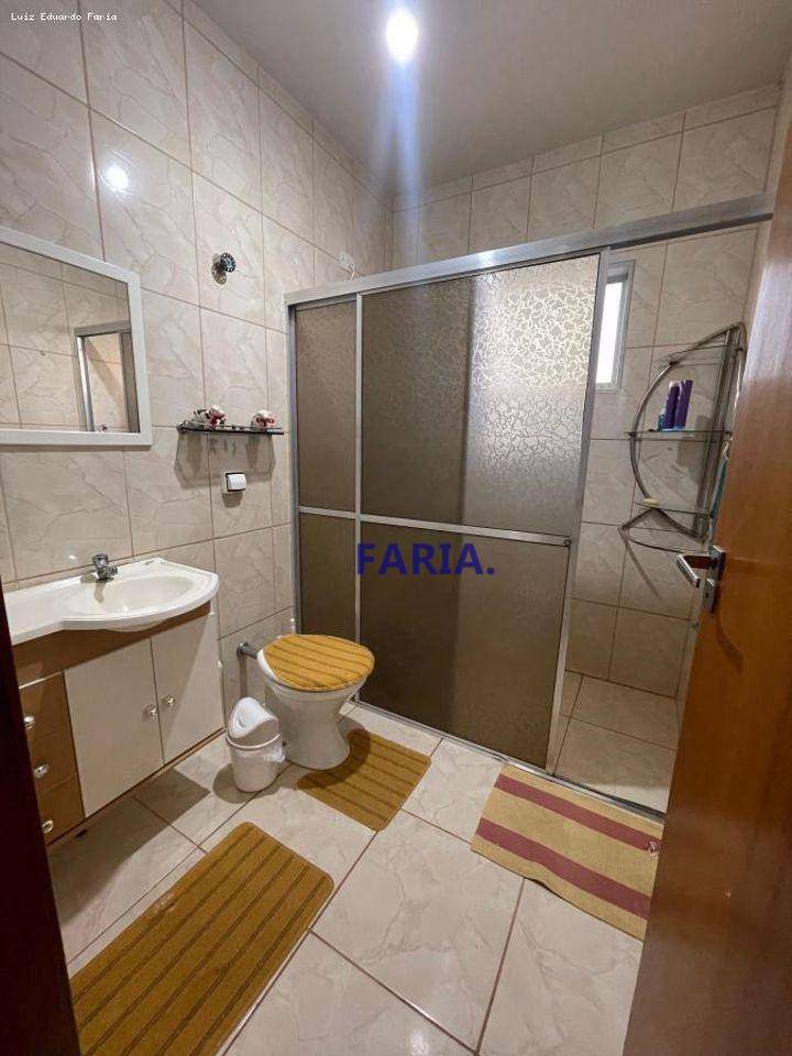 Casa à venda com 4 quartos, 332m² - Foto 22