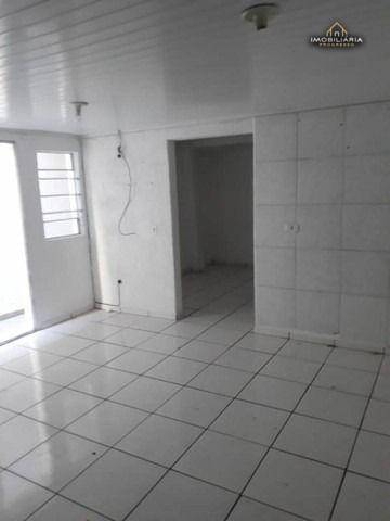 Sobrado à venda com 2 quartos, 200m² - Foto 4