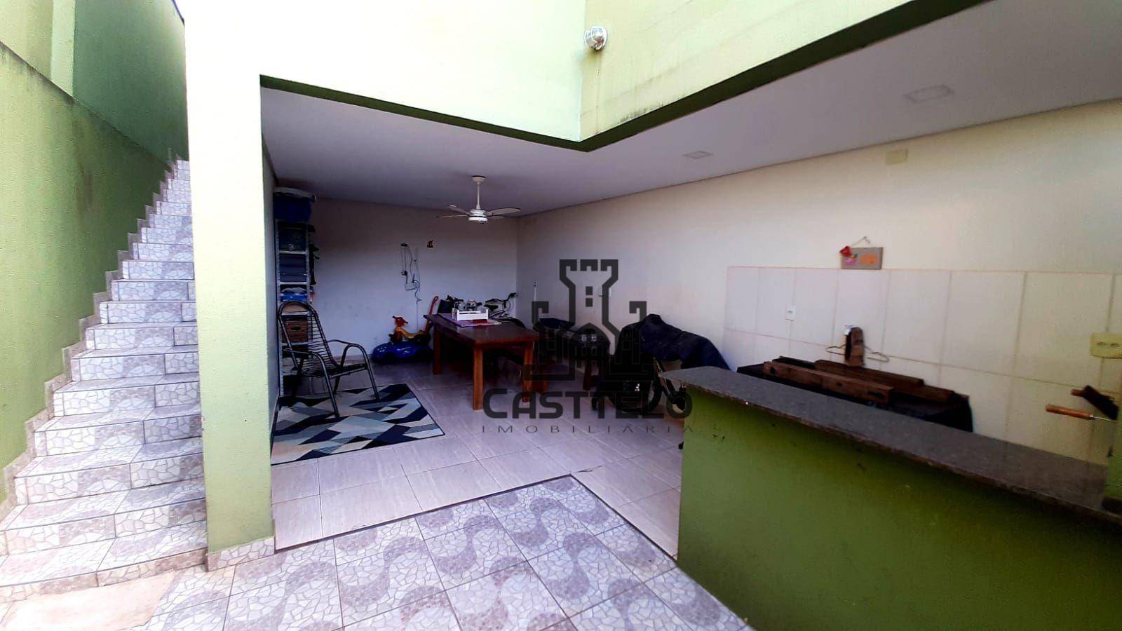 Casa à venda com 3 quartos, 125m² - Foto 13