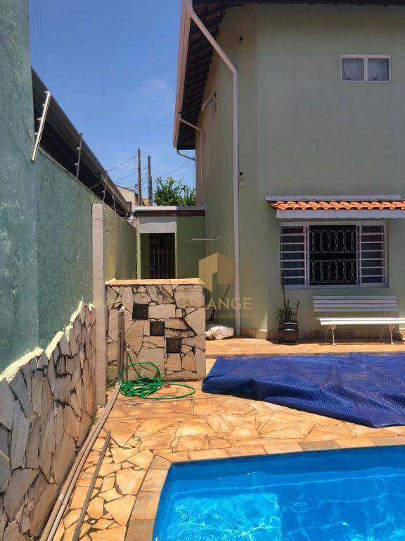 Casa à venda com 5 quartos, 250m² - Foto 35