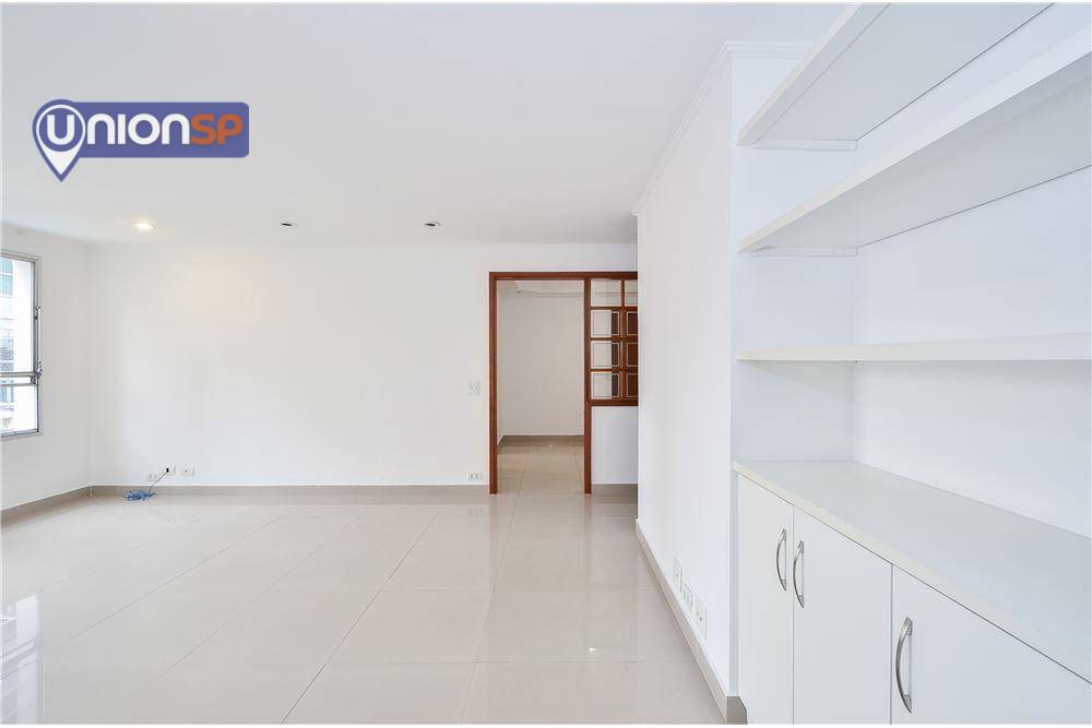 Apartamento à venda com 3 quartos, 101m² - Foto 7