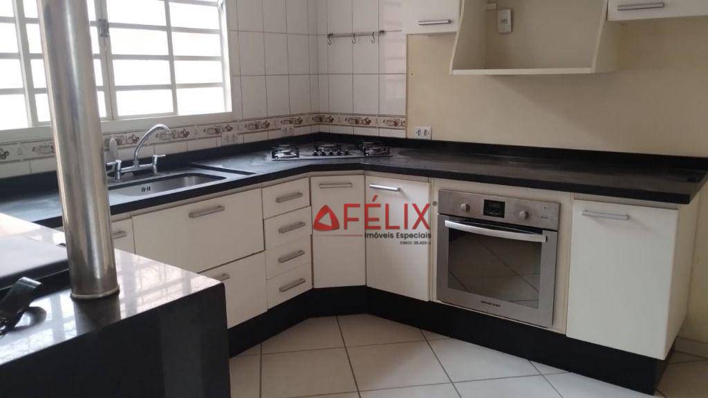 Sobrado à venda e aluguel com 3 quartos, 120m² - Foto 6