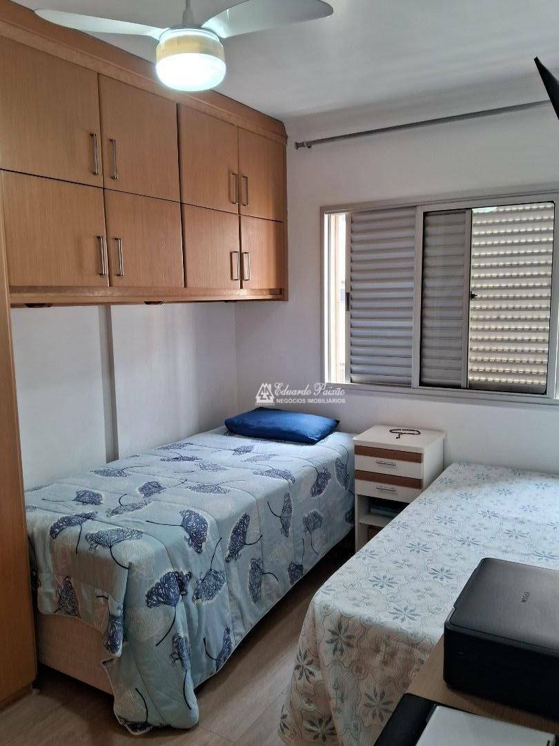 Apartamento à venda com 2 quartos, 65m² - Foto 9