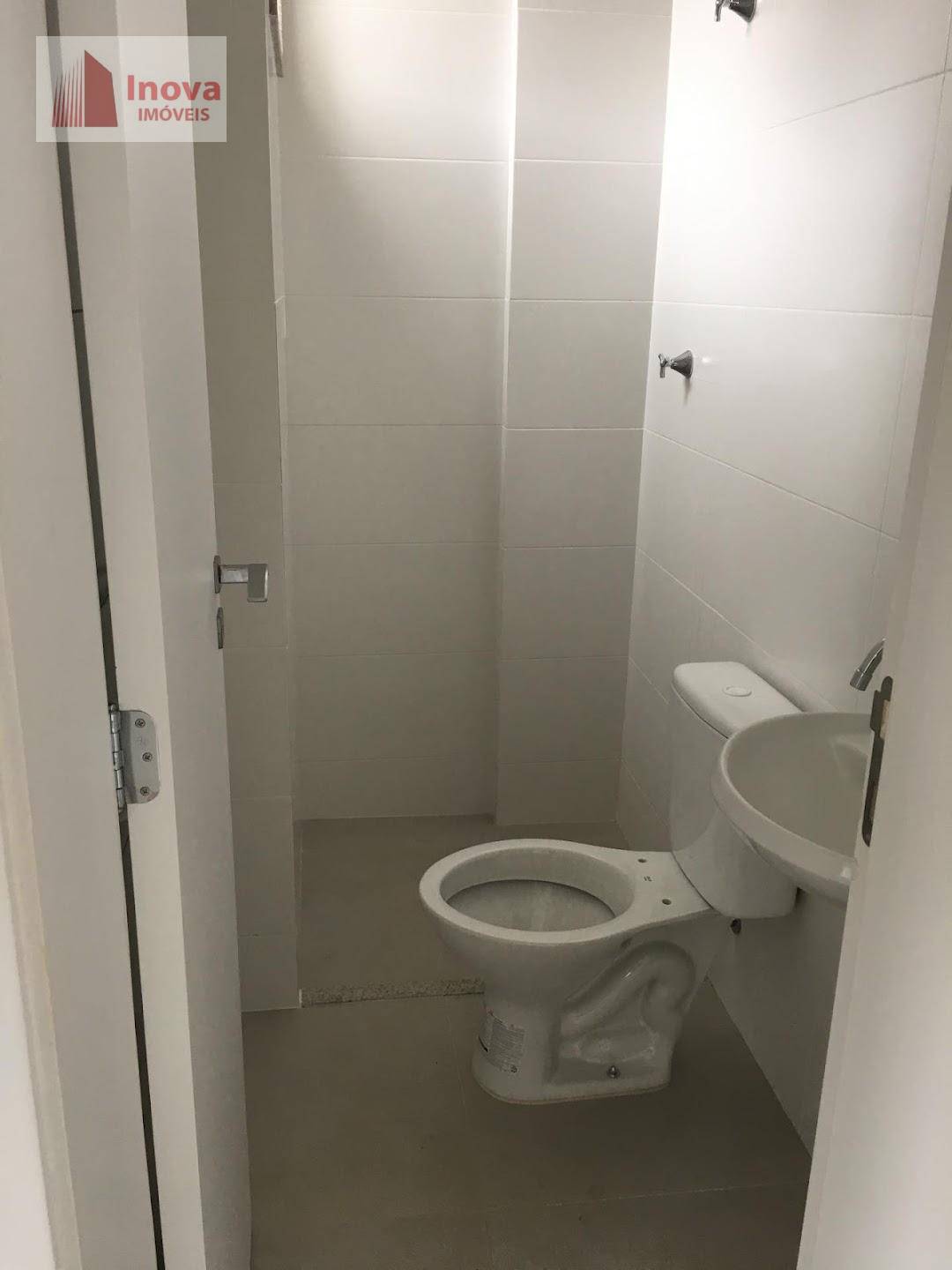 Apartamento à venda com 4 quartos, 200m² - Foto 25