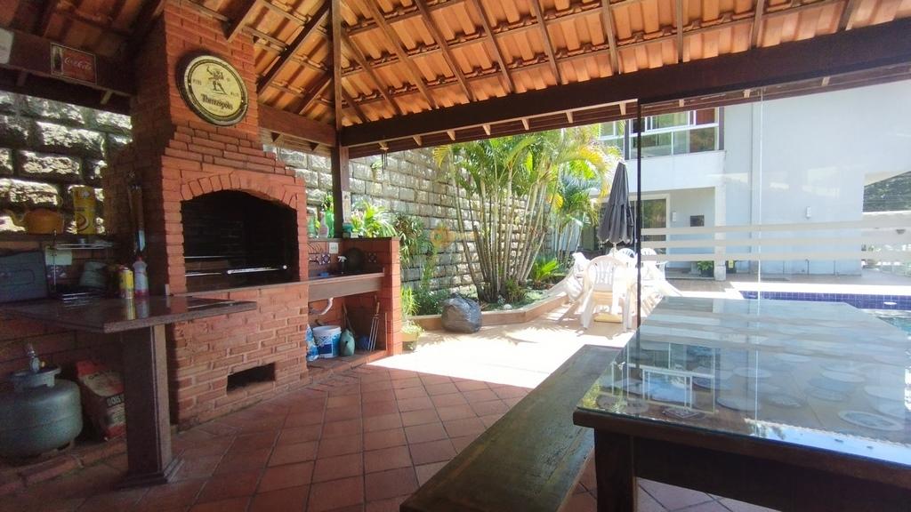 Casa à venda com 4 quartos, 900m² - Foto 42