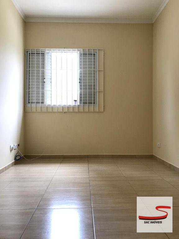 Sobrado à venda com 4 quartos, 212m² - Foto 37