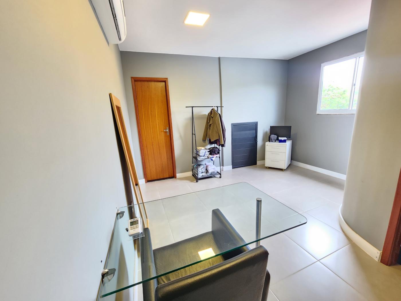 Prédio Inteiro para alugar com 4 quartos, 240m² - Foto 29