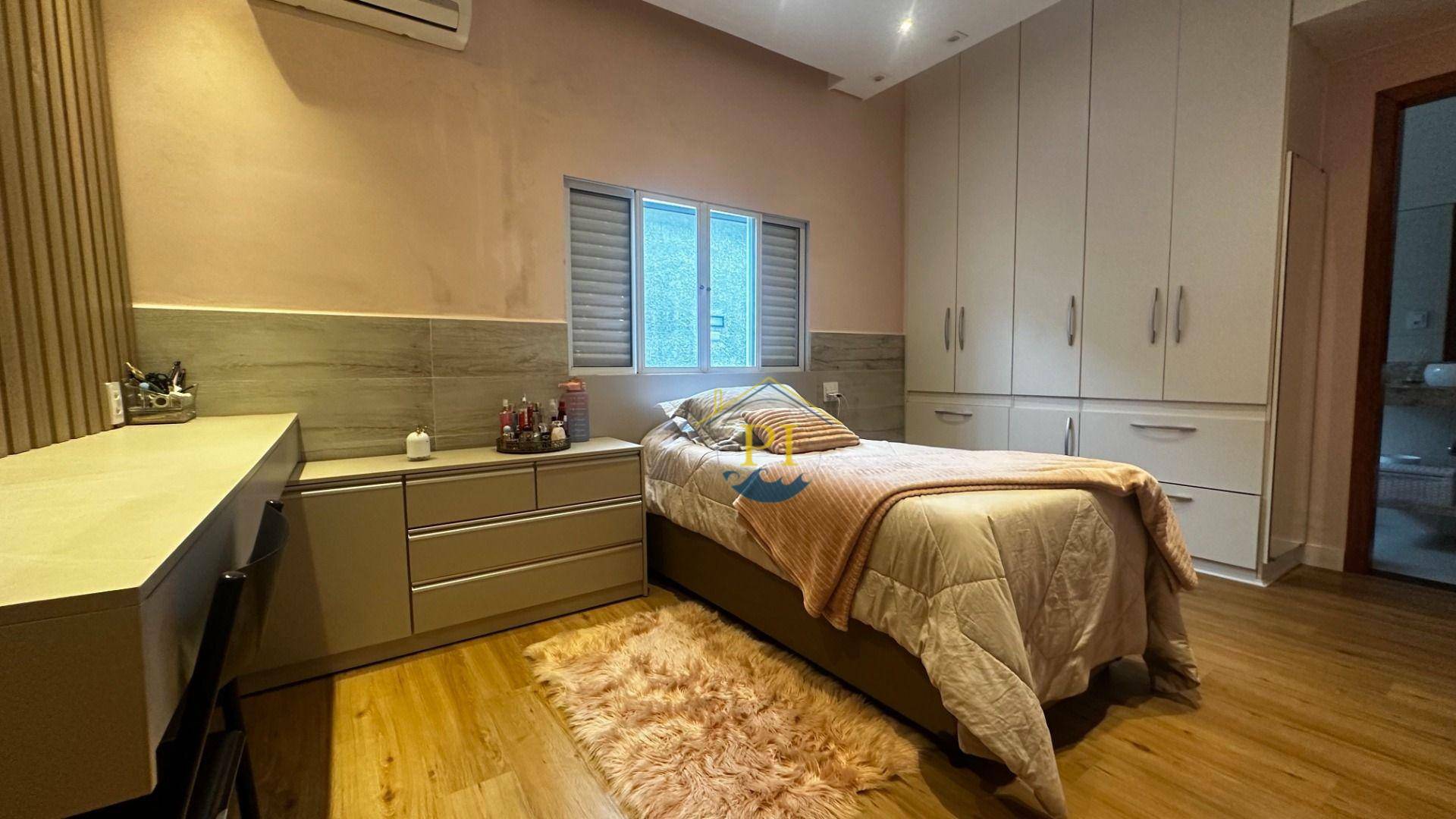 Casa à venda com 4 quartos, 300m² - Foto 50