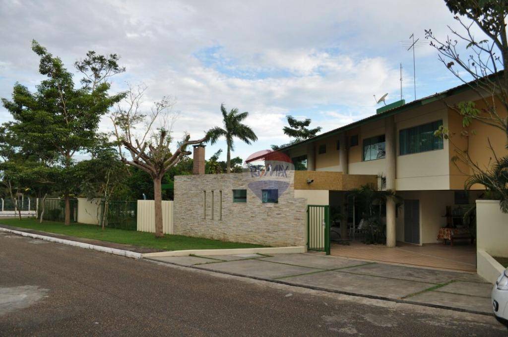 Casa de Condomínio à venda e aluguel com 4 quartos, 476m² - Foto 3