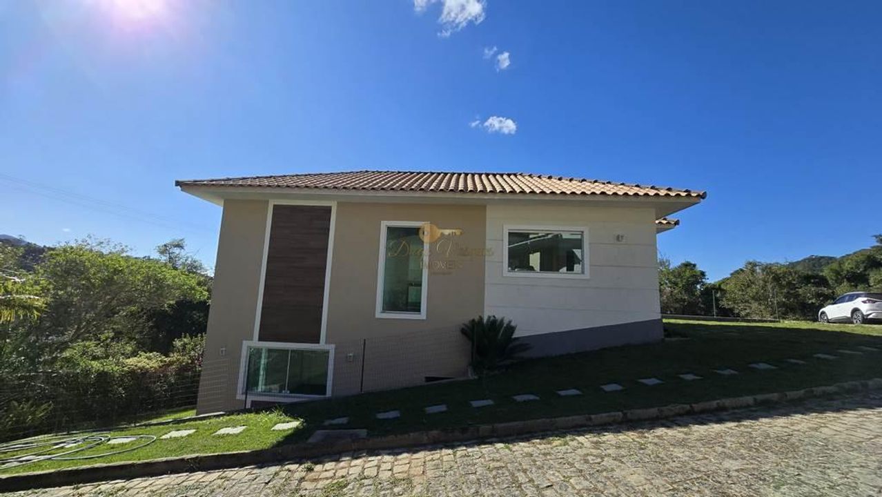 Casa de Condomínio à venda com 2 quartos, 252m² - Foto 2