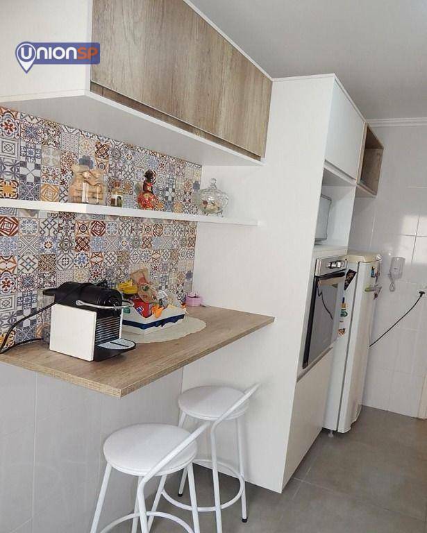 Apartamento à venda com 2 quartos, 70m² - Foto 12