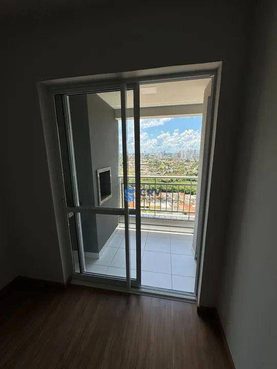 Apartamento à venda com 3 quartos, 65m² - Foto 2