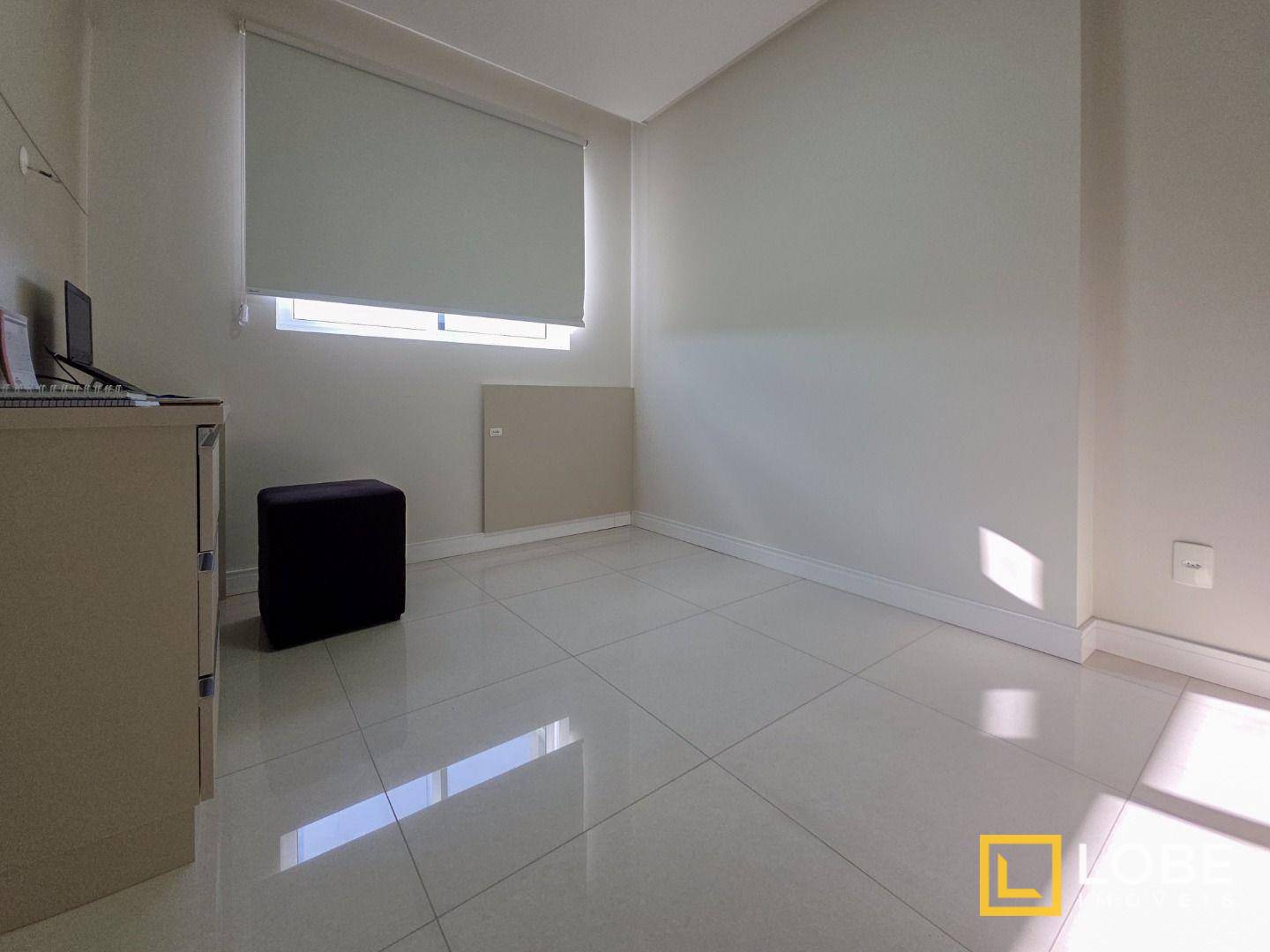 Apartamento à venda com 2 quartos, 70m² - Foto 8