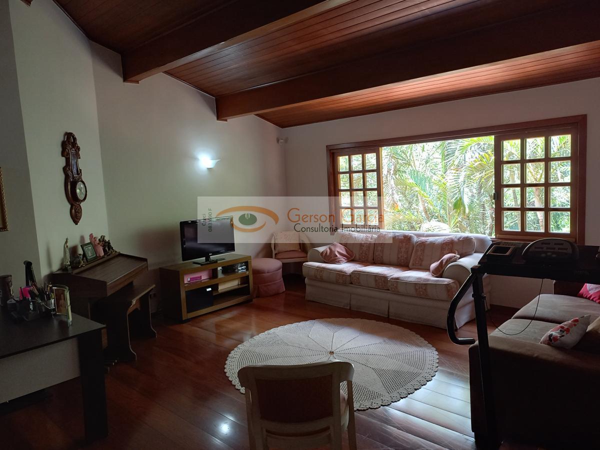 Casa à venda com 3 quartos, 370m² - Foto 14