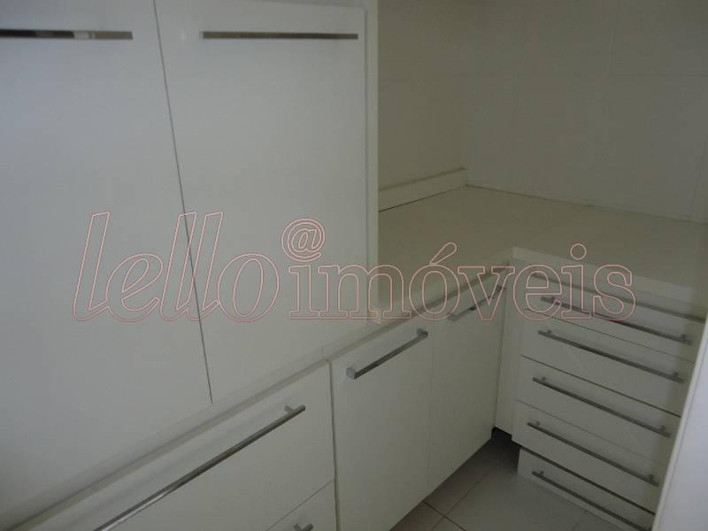 Apartamento para alugar com 1 quarto, 80m² - Foto 15