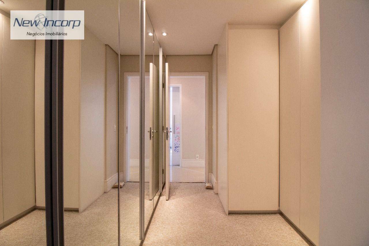 Apartamento à venda com 3 quartos, 154m² - Foto 24