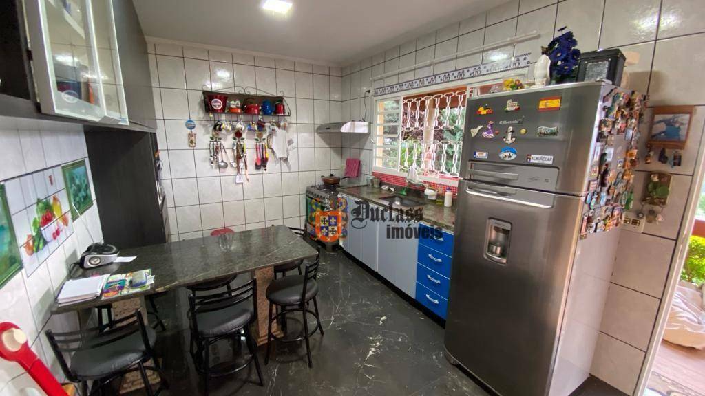 Chácara à venda com 4 quartos, 278m² - Foto 12