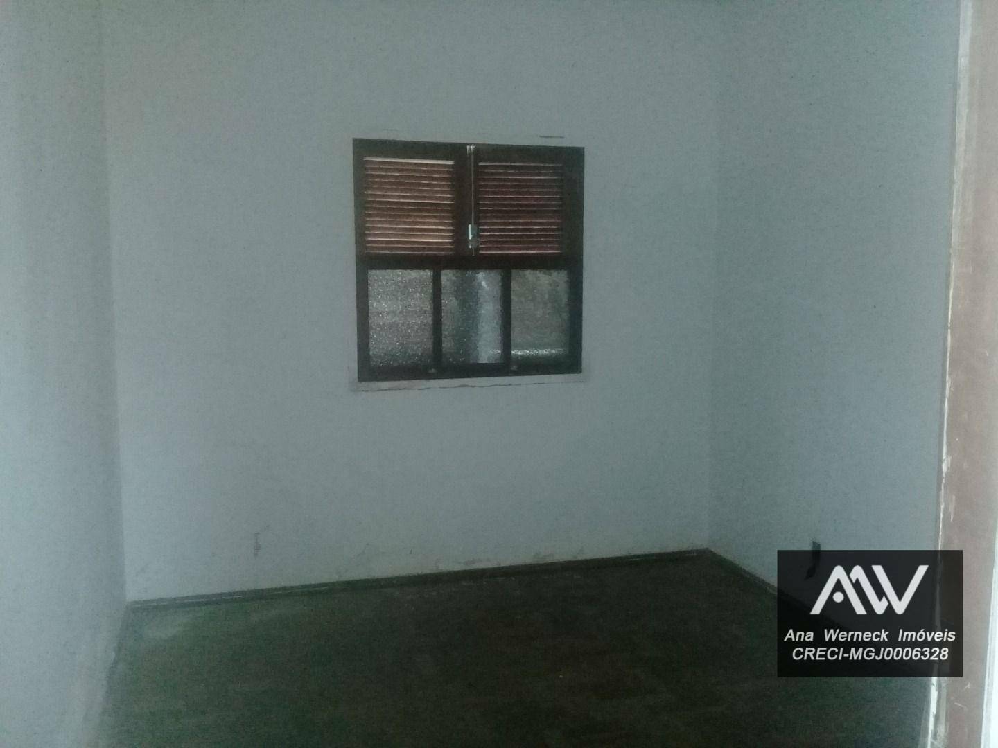 Casa à venda com 10 quartos, 200m² - Foto 38