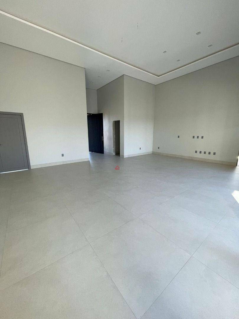 Casa de Condomínio à venda com 3 quartos, 331m² - Foto 7