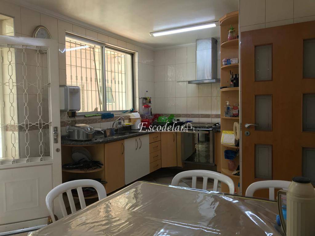 Sobrado à venda com 3 quartos, 228m² - Foto 3