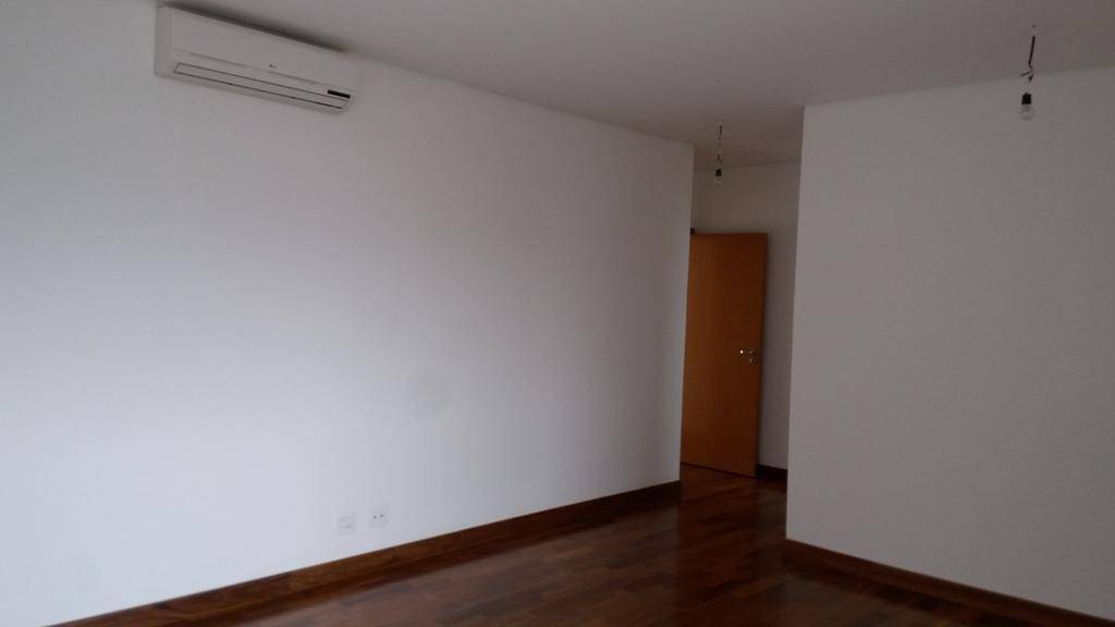 Cobertura à venda com 4 quartos, 381m² - Foto 35