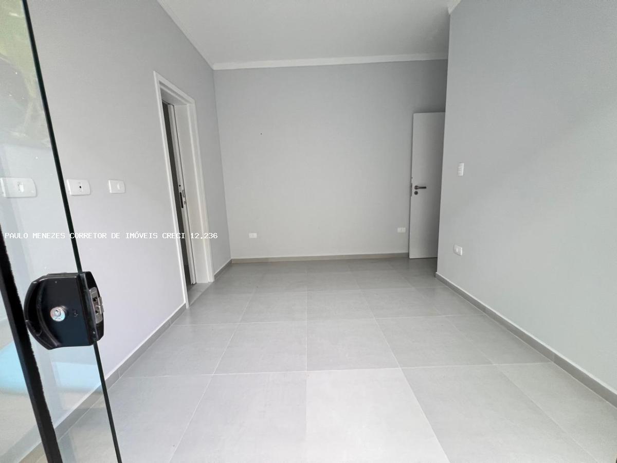 Casa à venda com 3 quartos, 180m² - Foto 12