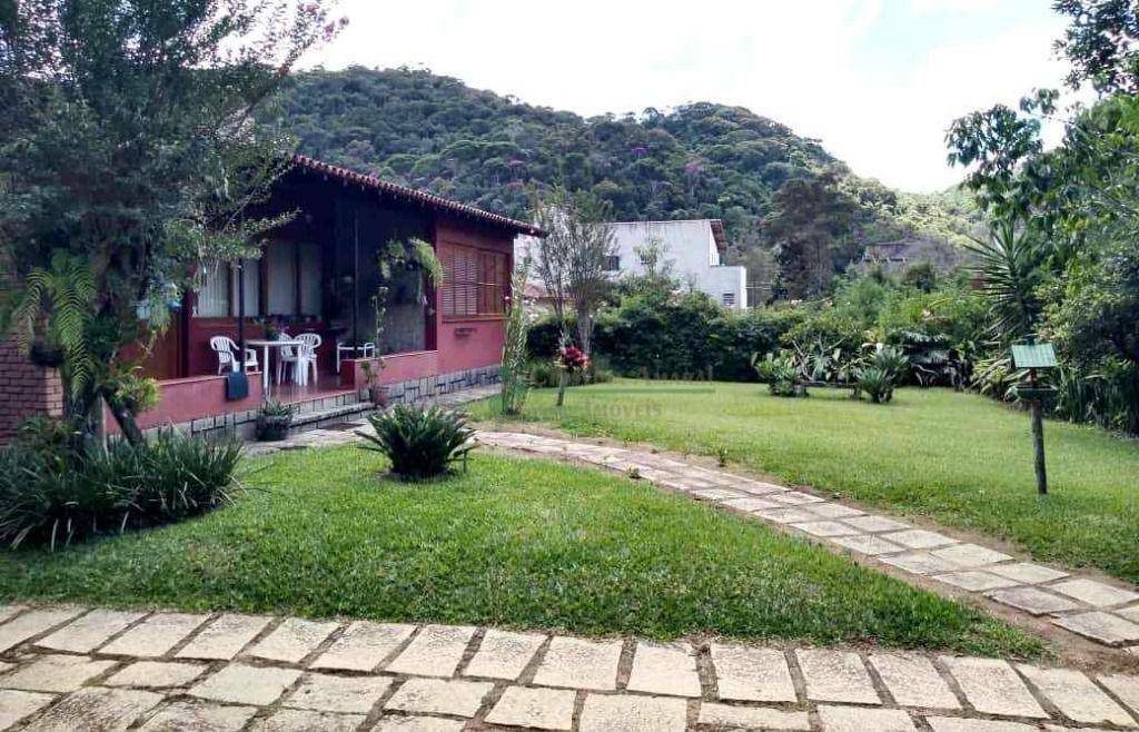 Casa à venda com 6 quartos, 145m² - Foto 4