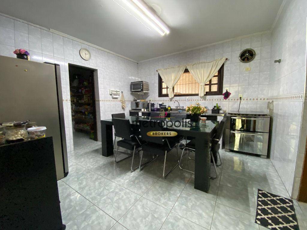 Sobrado à venda com 6 quartos, 550m² - Foto 14