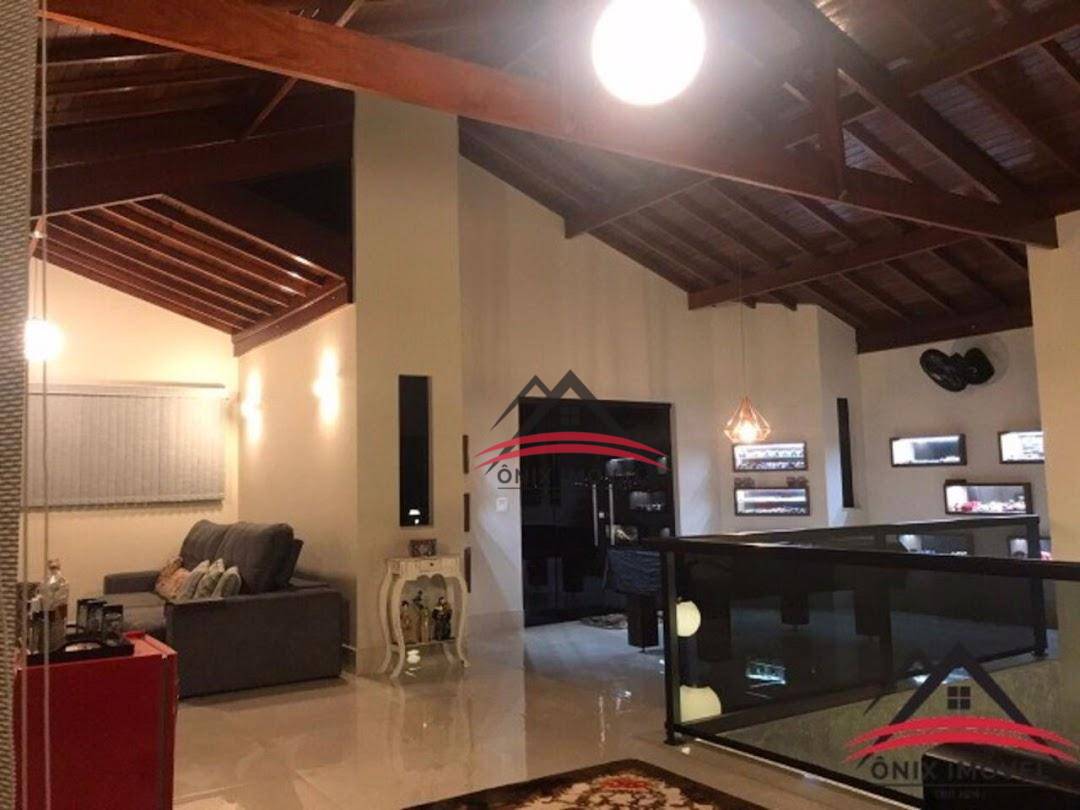 Casa à venda com 3 quartos, 250m² - Foto 28