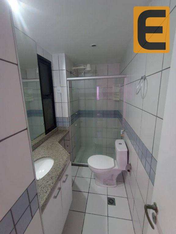 Apartamento para alugar com 2 quartos, 67m² - Foto 13