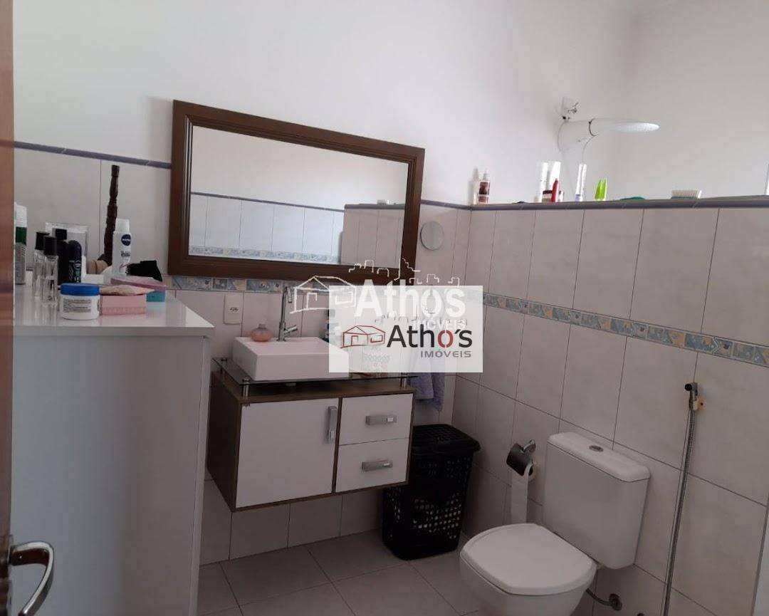 Sobrado à venda com 4 quartos, 180m² - Foto 13