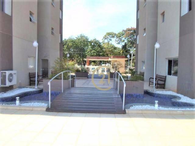 Apartamento para alugar com 3 quartos, 81m² - Foto 21