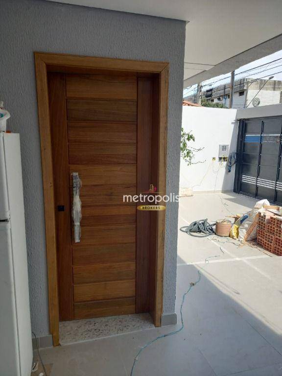 Sobrado à venda com 3 quartos, 150m² - Foto 1