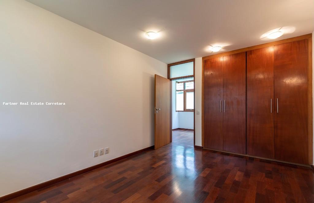 Casa de Condomínio à venda com 5 quartos, 1800m² - Foto 15