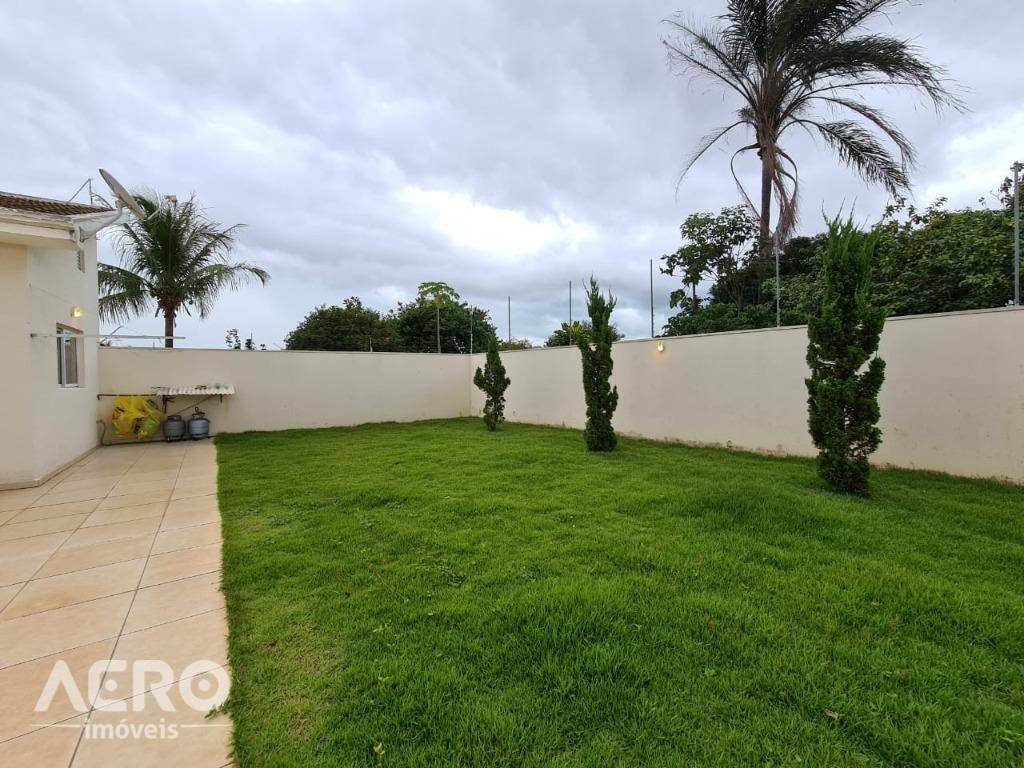 Casa à venda com 3 quartos, 275m² - Foto 46