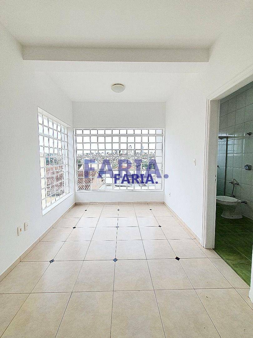 Casa à venda com 3 quartos, 275m² - Foto 5