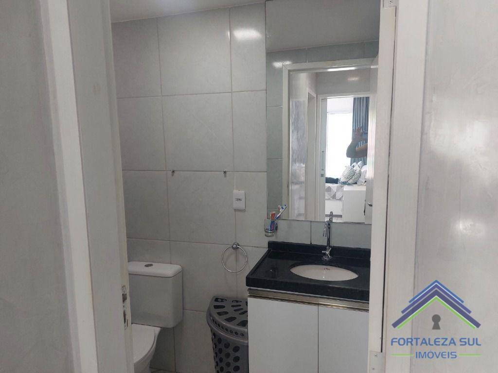 Apartamento à venda com 2 quartos, 69m² - Foto 8