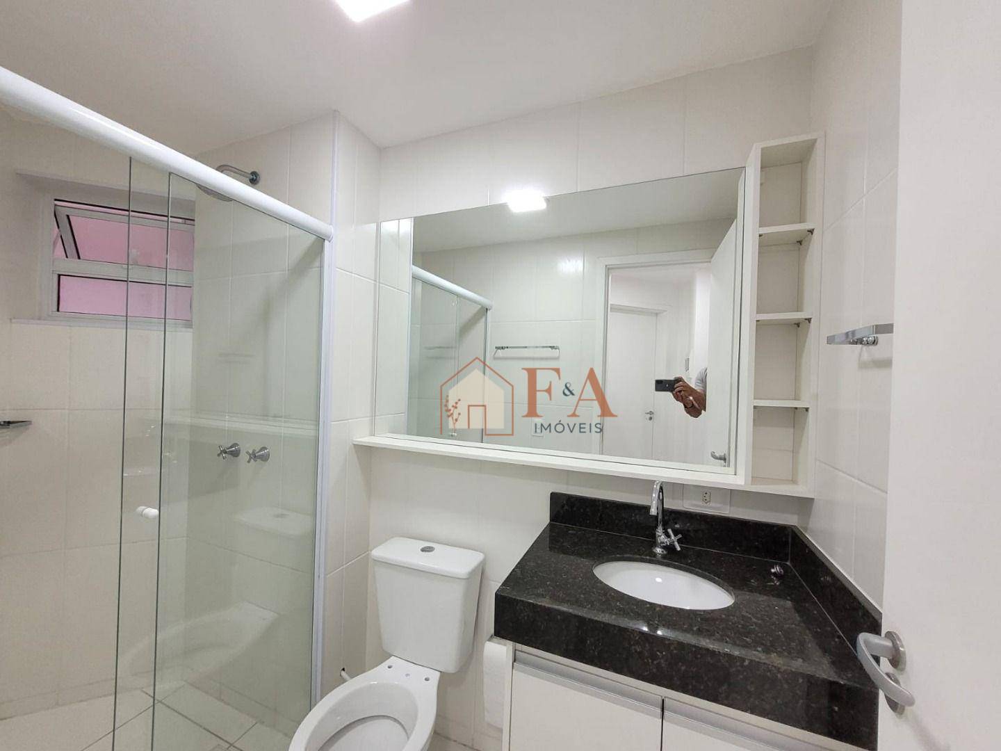 Apartamento à venda com 2 quartos, 66m² - Foto 16