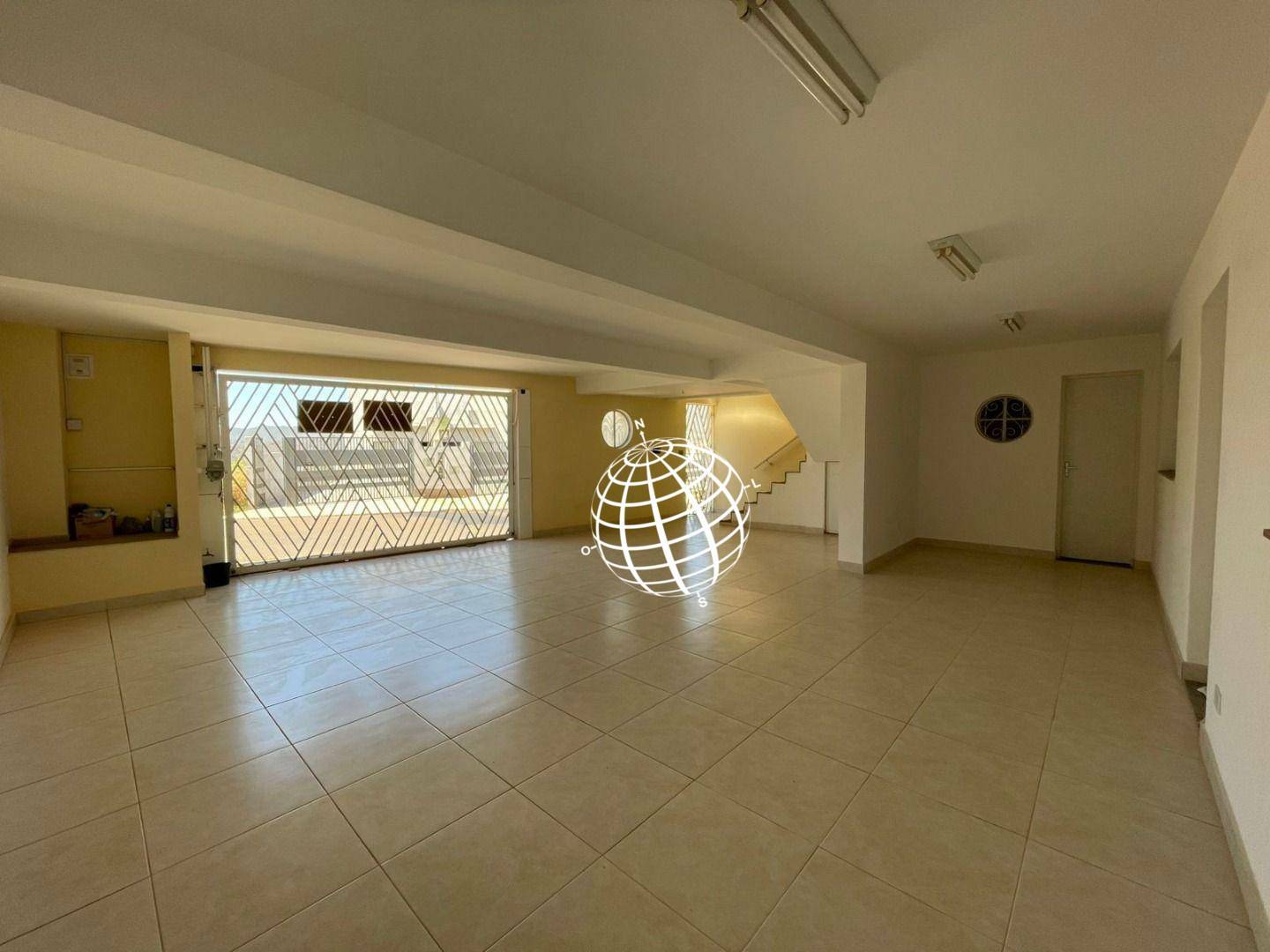 Casa, 5 quartos, 335 m² - Foto 4