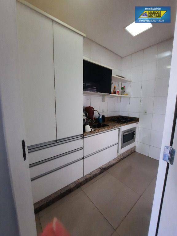 Casa para alugar com 2 quartos, 62m² - Foto 17