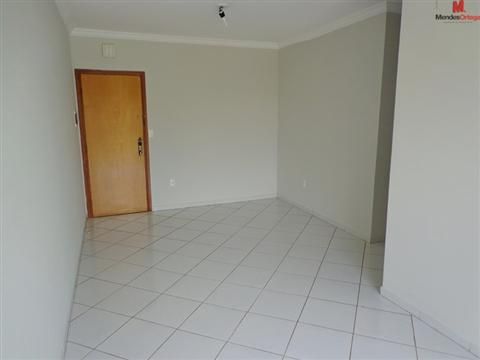 Apartamento para alugar com 2 quartos, 65m² - Foto 5