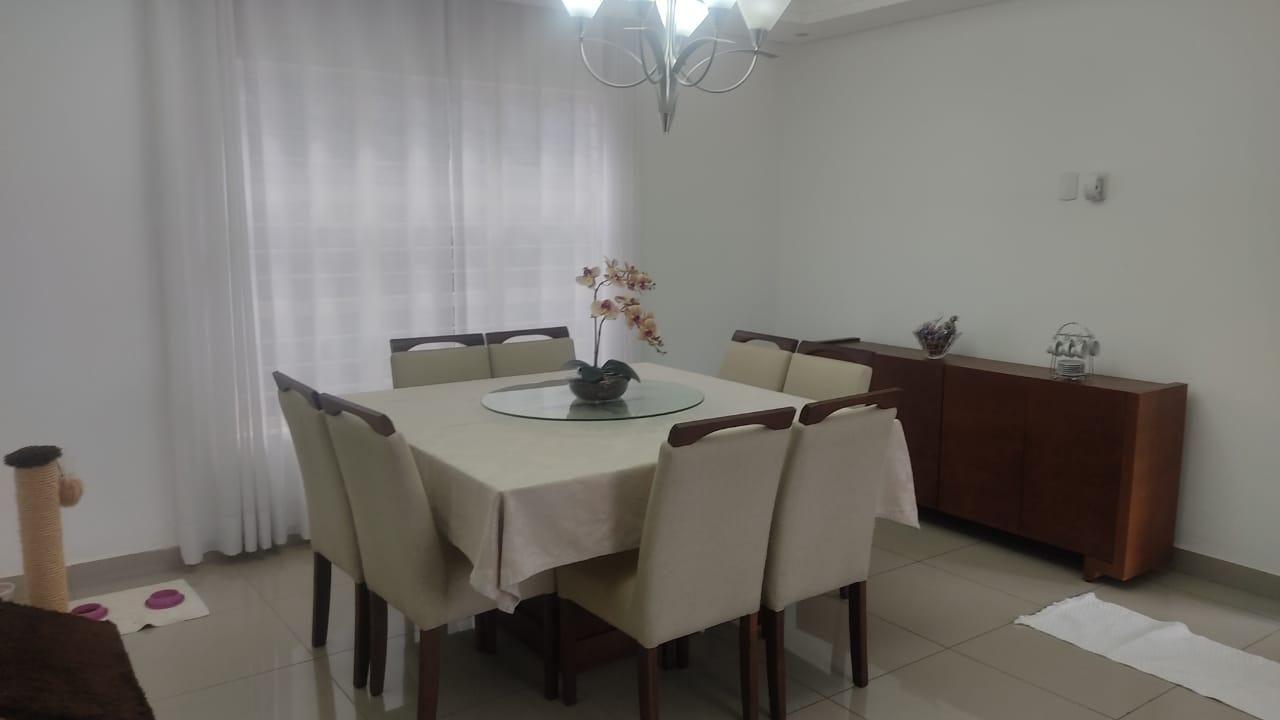 Casa à venda com 3 quartos, 197m² - Foto 28