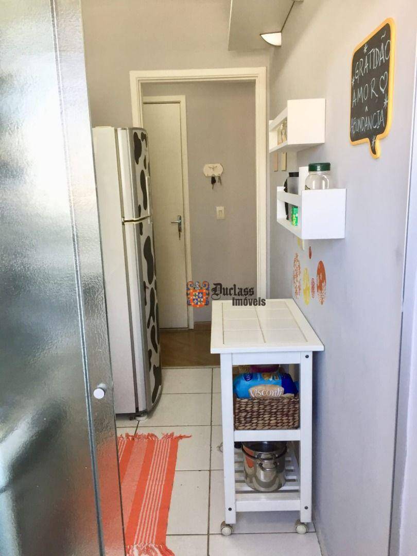 Apartamento à venda com 2 quartos, 48m² - Foto 22