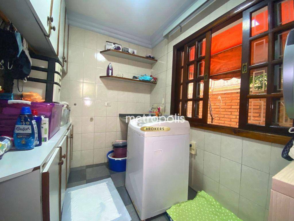 Sobrado à venda com 3 quartos, 241m² - Foto 12