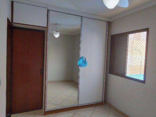 Apartamento à venda com 3 quartos, 90m² - Foto 4