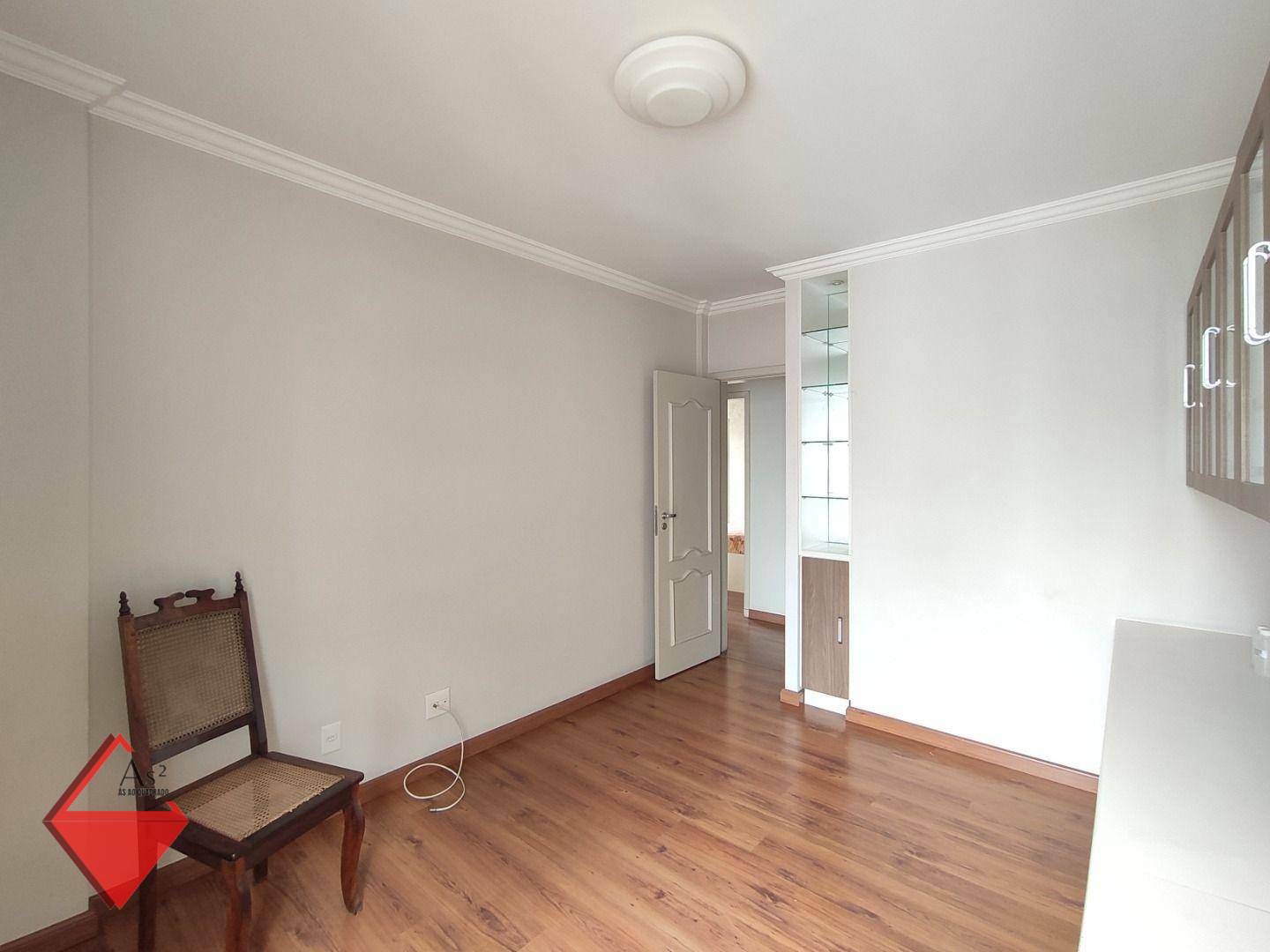 Apartamento à venda com 3 quartos, 136m² - Foto 7