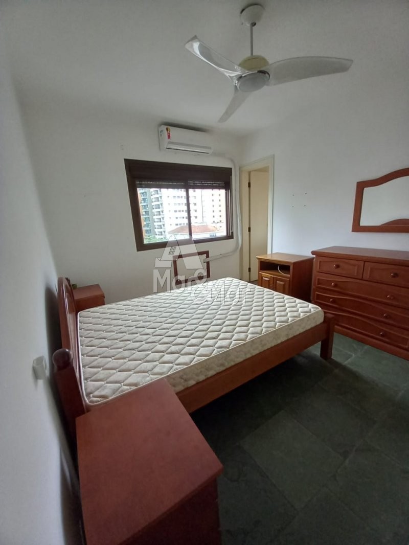 Apartamento à venda com 3 quartos, 142m² - Foto 5