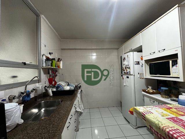 Apartamento à venda com 3 quartos, 110m² - Foto 15