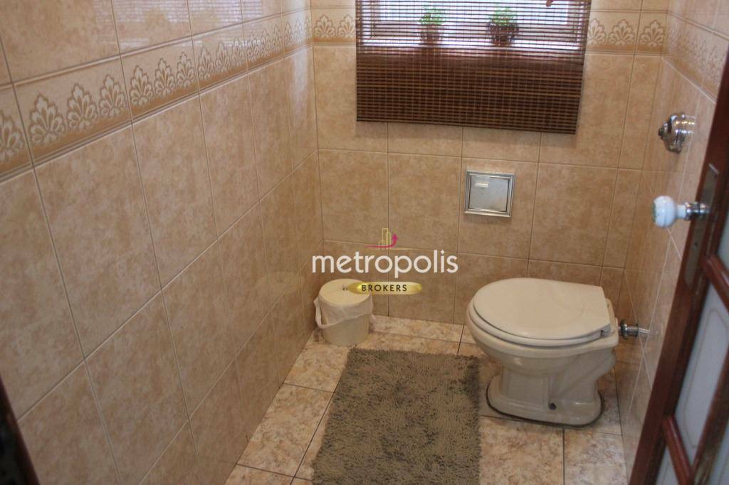 Sobrado à venda com 4 quartos, 250m² - Foto 9