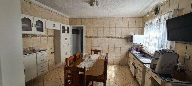 Sobrado à venda com 3 quartos, 250m² - Foto 1